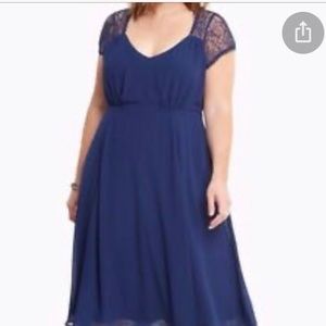 Torrid Navy Midi Chiffon Dress w Lace Detail 18